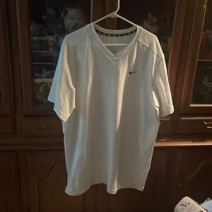 Nike Mens short sleeve shirt size XL
